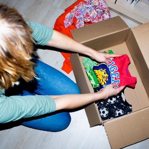 Lähetä meille pieneksi jääneet vaatteet